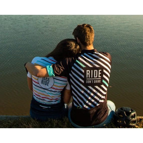 GEPIDA KRÁTKÝ DÁMSKÝ DRES