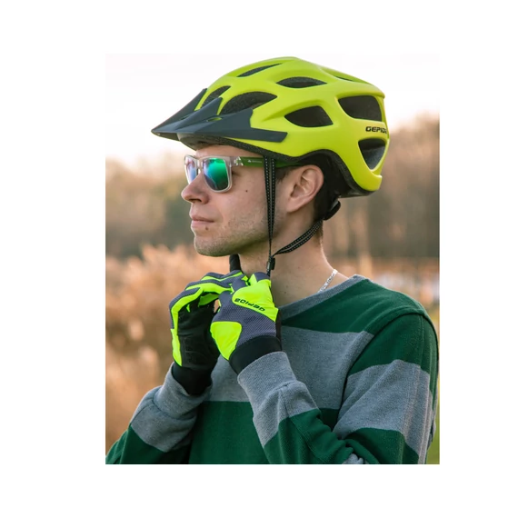 CITY CYKLISTICKÁ PŘILBA LIMETKOVÁ