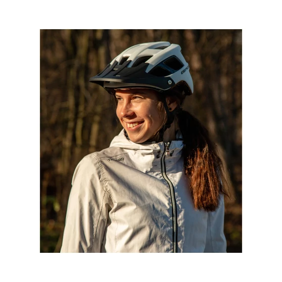 TOUR CYKLISTICKÁ PŘILBA BÍLÁ